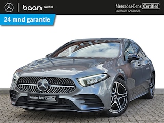 Mercedes-Benz A 180 AMG Line | Premium | Nightpakket | Spiegelpakket | Stoelverwarming | Achteruitrijcamera | Smartphone integratie |