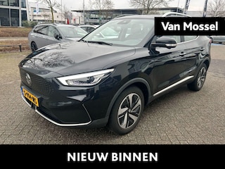 MG ZS EV Long Range Luxury 70 kWh | Panoramadak | Leder | Carplay | Camera | Stoelverwarming |