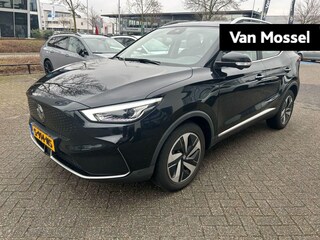 MG ZS EV Long Range Luxury 70 kWh | Panoramadak | Leder | Carplay | Camera | Stoelverwarming |