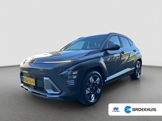 Hyundai Kona 1.6 GDI 141pk HEV Comfort Smart | Camera | Draadloos carplay | Climate control | Adaptive cruise control | Dodehoekdetectie | Elektrische achterklep | Full Led koplampen | 18'' velgen | Stuurverwarming | Stoelverwarming