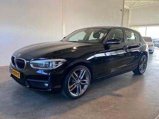 BMW 118i Automaat Dealer o.h NL-auto