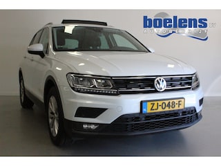 Volkswagen Tiguan 1.5 TSI Comfortline Business | PANO-DAK | ACC | AFN-TRHAAK | CARPLAY | STOEL-VERW | DAB | 17'LMV | PDC |