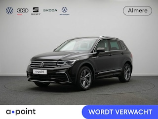 Volkswagen Tiguan 1.4 TSI eHybrid R-Line Business 150PK DSG | Trekhaak inklapbaar | Navigatie | Parkeercamera | Stoel- en stuurverwarming |