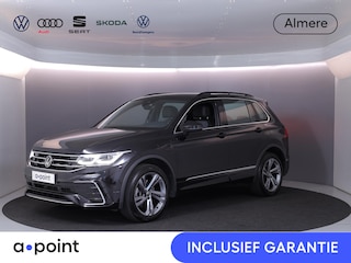 Volkswagen Tiguan 1.4 TSI eHybrid R-Line Business 150PK DSG | Trekhaak inklapbaar | Navigatie | Parkeercamera | Stoel- en stuurverwarming |