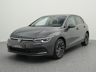 Volkswagen Golf Style 1.4 eHybrid 204 PK | LED Matrix IQ | Elektrisch Verstelbare Stoelen| Stoel & Stuurverwarming | Parkeersensoren Voor & Achter | Navigatie |