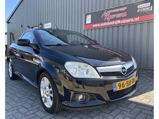 Opel Tigra TwinTop 1.4-16V Linea Rosso Airco.Navi.Lm.velgen.Cruise.Vol Leer.