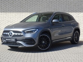 Mercedes-Benz GLA 250 e Premium AMG Line | Achteruitrijcamera | Panoramadak | Spiegelpakket | Stoelverwarming | 20inch Multispaaks AMG velgen