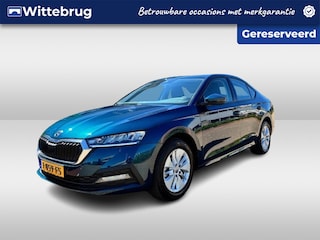 Skoda Octavia 1.0 TSI Business Edition / Carplay / Navi / PDC