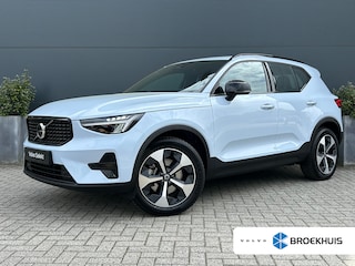 Volvo XC40 2.0 B4 Plus Dark | Trekhaak | Memory-stoel | Climate pack | Harman/Kardon | All-seasons | Verwarmde voorruit |