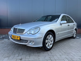 Mercedes-Benz C-klasse 200 K. Elegance (APK 21-03-2027)