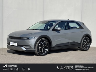 Hyundai Ioniq 5 Connect 77.4 kWh / SOH 100 % / Fabrieksgarantie tot 03-2028 / 8 Jaar Batterij Garantie / Dealer onderhouden / 1.600 kg trekgewicht / Warmtepomp / CCS snel laden / Elektrische stoel / Stuur- en stoelverwarming / Apple Carplay Android / 19"LM wielen / Dodehoek Detectie /