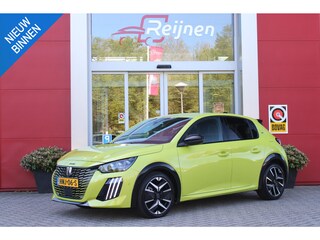 Peugeot 208 1.2 Hybrid 145PK AUTOMAAT GT | ALCANTARA "EXECUTIVE INTERIOR" (STOEL VERWARMING/ELEKTRISCH VERSTELBARE BESTUUDERSSTOEL MET MASSAGE FUNCTIE/ALCANTARA BEKLEDING | METAALLAK "JAUNE AGUENDA" | DRIVE ASSIST PLUS PACK (ADAPTIVE CRUISE CONTROL/STOP & GO FUNCTIE/LANE KEEPING/POSITIONING ASSIST) | 17" LICHTMETALEN VELGEN "YANAKA" | SFEER VERLICHTING IN 8 KLEUREN | KEYLESS ENTRY/START | DRAADLOZE APPLE CARPLAY/ANDROID AUTO | DRAADLOZE TELEFOONLADER | VISION & NAVIGATION PACK (NAVIGATIE/HD CAMERA VOOR EN ACHTER/DODEHOEK BEWAKING/INSTAPVERLICHTING | FULL LED KOPLAMPEN |