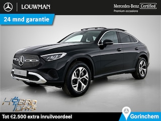 Mercedes-Benz GLC 300 e 4MATIC Plug-In Hybride Panorama Schuif-Kanteldak | Trekhaak | Memory Pakket | Stoel en Stuurverwarming. Inclusief 24 maanden MB Certified garantie voor Europa.