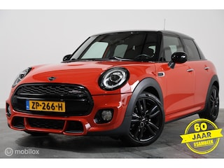 Mini Mini/Cabrio/Clubman/Countryman Cooper 1.5 Carplay - JCW interieur - Airco
