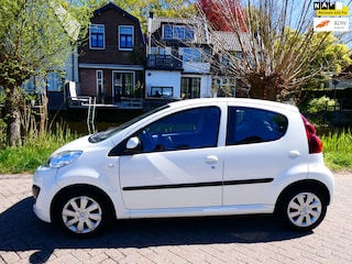 Peugeot 107 1.0 Active Automaat 5-deurs Airco LED Historie Zuinig