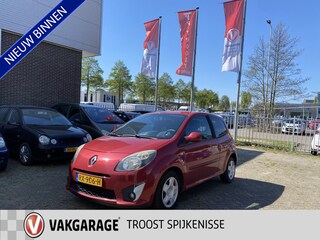 Renault Twingo 1.2-16V Dynamique,APK T/M 09-03-2027,Airco,Stuurbekrachting,Elektrischpaket,Radio Cd,Distributie is vervangen