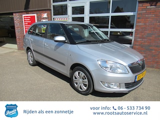 Skoda Fabia Combi - station 1.2 TSI Ambition AIRCO*TREKHAAKI*.1 E EIGENAAR !