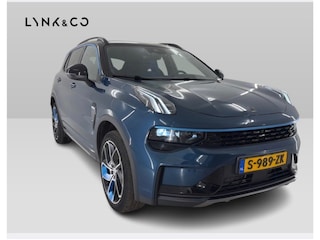 Lynk & Co 01 1.5 261pk PHEV 7DCTH | Orig.NL | Zwarte hemel | PanoramaDak | 360 graden Camera | Carplay |