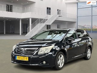 Toyota Avensis Wagon 2.0 VVTi Business AUT NAVI PSENSOR TREKHAAK 2 X SLEUTELS
