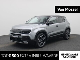 Jeep Avenger Longitude 54 kWh 155Pk | Navigatie | Apple & Android Carplay | Parkeersensoren Voor & Achter | Achteruitrijcamera | Stoelverwarming | Privacy Glass | Climate Control | Adaptieve Cruise Control |