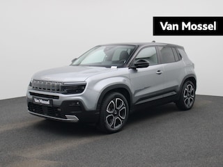 Jeep Avenger Longitude 54 kWh 155Pk | Navigatie | Apple & Android Carplay | Parkeersensoren Voor & Achter | Achteruitrijcamera | Stoelverwarming | Privacy Glass | Climate Control | Adaptieve Cruise Control |