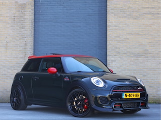 Mini Mini/Clubman/Cabrio 2.0 Chili Rebel Green | Harman/Kardon | Pano | HUD | Automaat