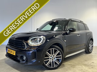 Mini Countryman 1.5 Cooper MINI Yours Trekhaak | Stoelverwarming | LMV 19'' | LED | Elektrisch te openen panoramadak | Leder |