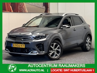 Kia Stonic 1.0 T-GDi MHEV GT-PLUSLINE AUTOMAAT NAVIGATIE ADAPTIVE CRUISE CONTROL CLIMATE CONTROL GLAZEN SCHUIF/KANTELDAK BLUETOOTH TELEFOON DODEHOEKSENSOREN ACHTERUITRIJCAMERA KEYLESS GO TREKHAAK ZEER MOOI !!