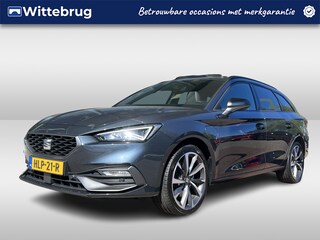 Seat Leon Sportstourer 1.4 TSI eHybrid PHEV FR / Panorama dak / Memory / Full Led / Suede bekleding / Camera / 18 Inch