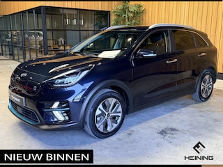 Kia Niro e-Niro DynamicLine 64 kWh Apple-carplay. Navi. Camera. Stoel en stuur verwarming. 86500 km