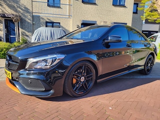 Mercedes-Benz CLA 180 Business Solution AMG