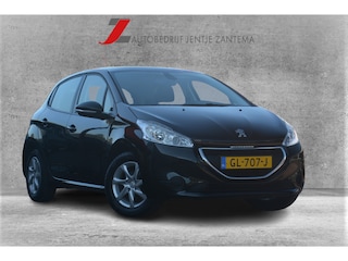 Peugeot 208 1.2 VTi Allure Nette 208 met oa panoramadak pdc trekhaak stoelverwarming pdc navigatie cruise control riem vv bij 54000km onderhoudshistorie aanwezig