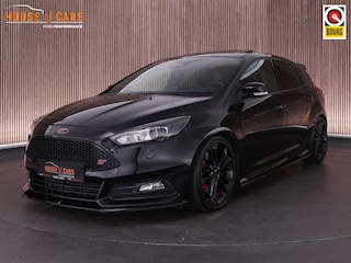 Ford Focus ST-3 2.0 250pk PERFORMANCE PACK |Milltek|Maxton|KW suspensions|schuif/kantel|sony|Apple Carplay|blind spot||bi-xenon|winterpack|19" Performance velgen|