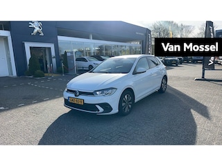 Volkswagen Polo 1.0 TSI Life Business | 95 PK | Stoelverwarming | Digital Cockpit | Climatronic (Automatische Airco) | Parkeersensoren |