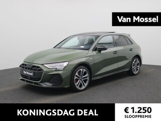 Audi A3 Sportback 45 TFSI e S edition Competition l Adaptive cruise control l Glazen panoramadak l Climate control l Achteruitrijcamera l Dodehoekdetectie l Navigatie l Stylingpakket carbon l Stoelverwarming l Alarm klasse III l Optiekpakket zwart plus