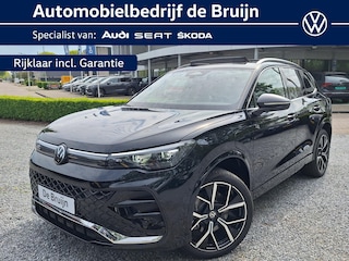 Volkswagen Tiguan 1.5 eHybrid R-Line Edition (Pano,Trekhaak,Camera)