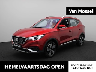 MG ZS EV Luxury 45 kWh | Panoramadak | Leder | Stoelverwarming | Camera | Carplay |