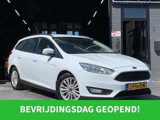 Ford Focus Wagon 1.5 Titanium Edition|Automaat|Navi|Trekhaak