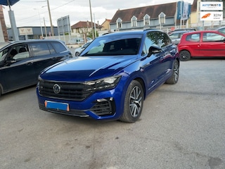 Volkswagen Touareg 3.0 TSi eHybrid 4MOTION, R-LINE, BINNENKORT BINNEN!