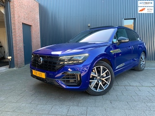 Volkswagen Touareg 3.0 TSi eHybrid 4MOTION, R-LINE, BINNENKORT BINNEN!