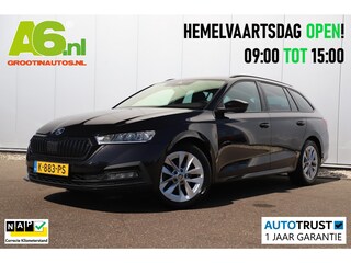 Skoda Octavia Combi 1.0 e-TSI Sport Business 110PK Automaat Trekhaak RS Stoelen Navigatie Carplay Android
