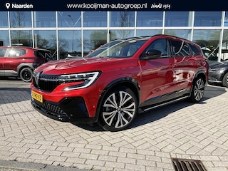 Renault Espace E-Tech full hybrid 200 iconic 7p. Full options o.a. headup display, harman kardon soundsystem wit leder, electrische achterklep, 7 persoons, panoramadak, all seasonbanden, 1 e eigenaar , slechts 17000 kn gereden