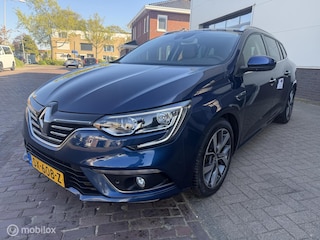 Renault Mégane Estate Bose | Automaat | 2018 | NAP | Leder/Stof