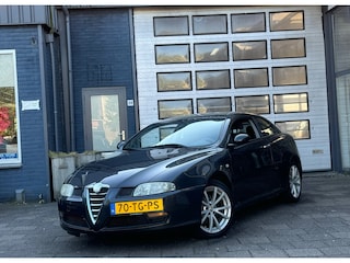 Alfa Romeo GT 1.8 T.Spark Collezione | Clima | Cruise | Navi