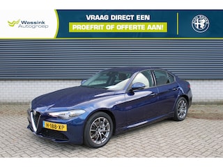 Alfa Romeo Giulia Super 2.0 TURBO 200pk Automaat I Adaptieve Cruise I Bruin Leer I Camera I Parkeersensoren Voor & Achter I Apple Carplay/Android Auto