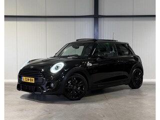 Mini Mini/Cabrio/Clubman/Countryman 1.5 136PK Dalston edition JCW-pack Pano Carplay