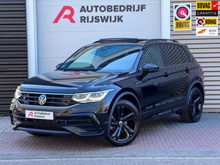 Volkswagen Tiguan 1.5 TSI R-Line Pano/Trekhaak/360/Sfeer