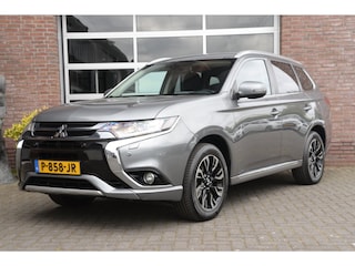 Mitsubishi Outlander 2.0 PHEV instyle | Camera | Navi | Trekhaak |