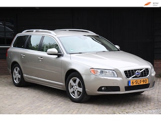 Volvo V70 2.5T Summum CNG/Xenon/Leer/Navigatie/Parkeersensor