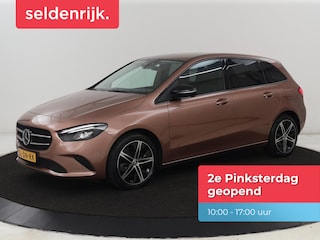 Mercedes-Benz B-klasse 250e Urban Night | SOH 92% | Adaptive cruise | Stoelverwarming | Camera | Carplay | Sfeerverlichting | Half leder | Full LED | Widescreen | Park Assist | Navigatie | PHEV | Plug In